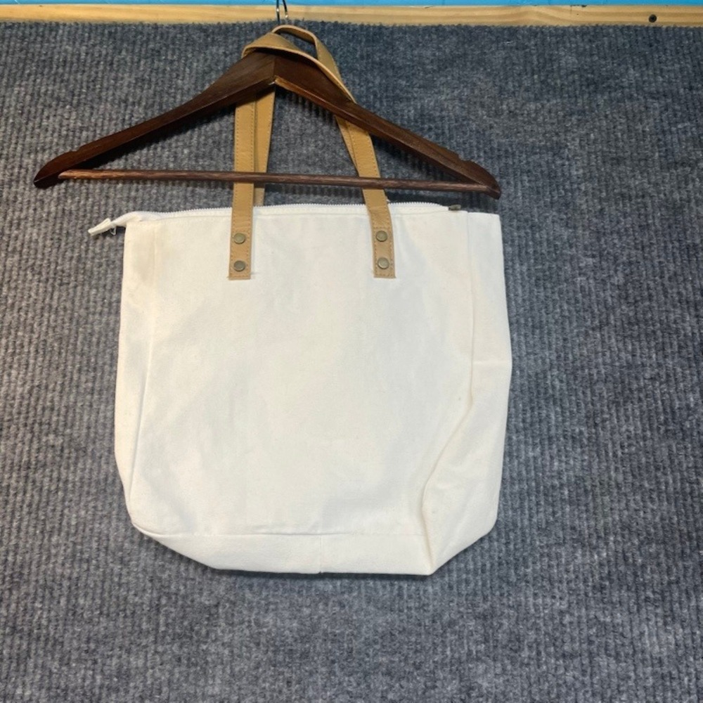 Cozy Earth Canvas Tote Bag Off White Tan Straps Zipper Top NWT - Picture 4 of 5